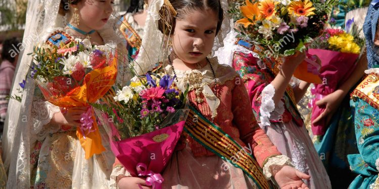 Flower FASHION over the century