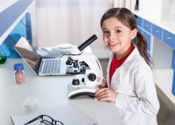 What You Should Know About Lab Coats