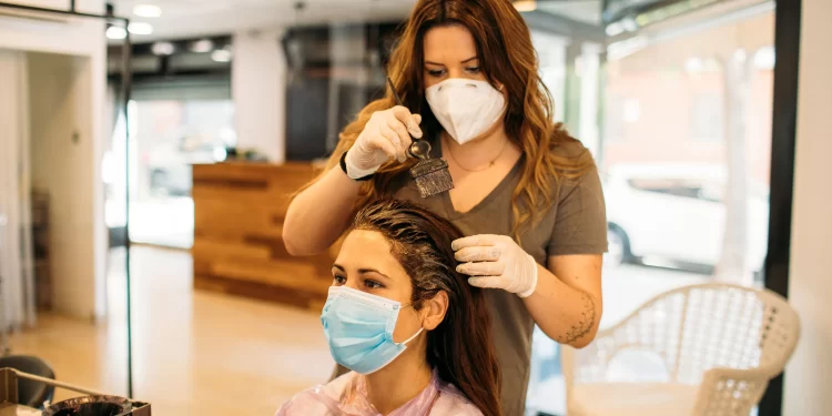 How to Freshen Up Your Hair With a Visit to the Hairdressing Salon