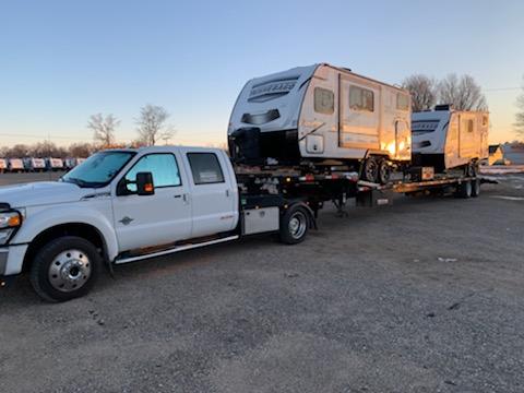 Finding the Best RV Transportation Services