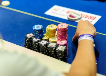 Essential Texas Hold’em Tips and Tricks