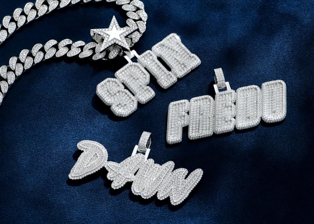 Why Custom Pendants Are the Best Jewelry Gifts